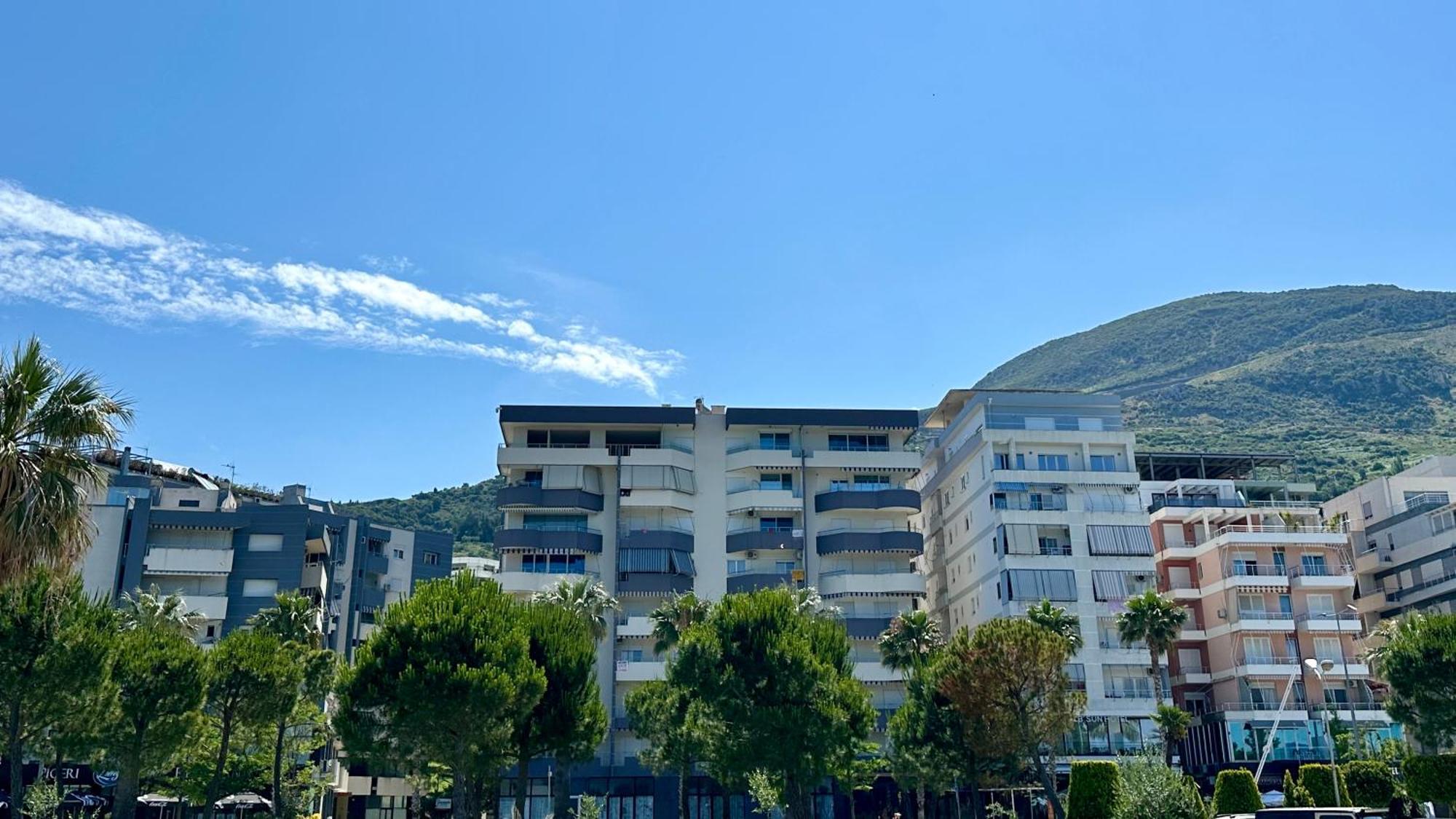 Luxury Sea View Apartament *